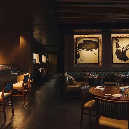 Otel Nobu *