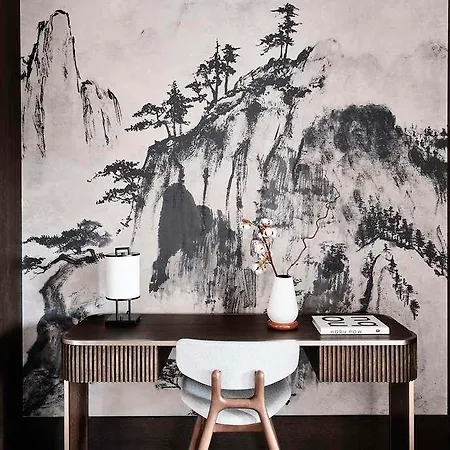 Nobu Hotel *
